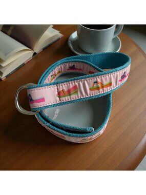 DOUGLAS PAQUETTE Providence RI Shoe Print Pattern Belt Size Small